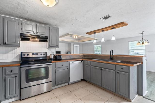 55119 5TH STREET, Astor, FL 32102
