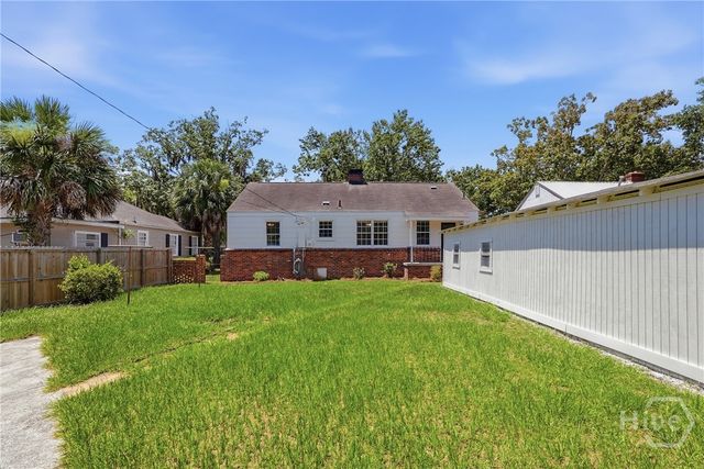 2324 E 40th Street, Savannah, GA 31404