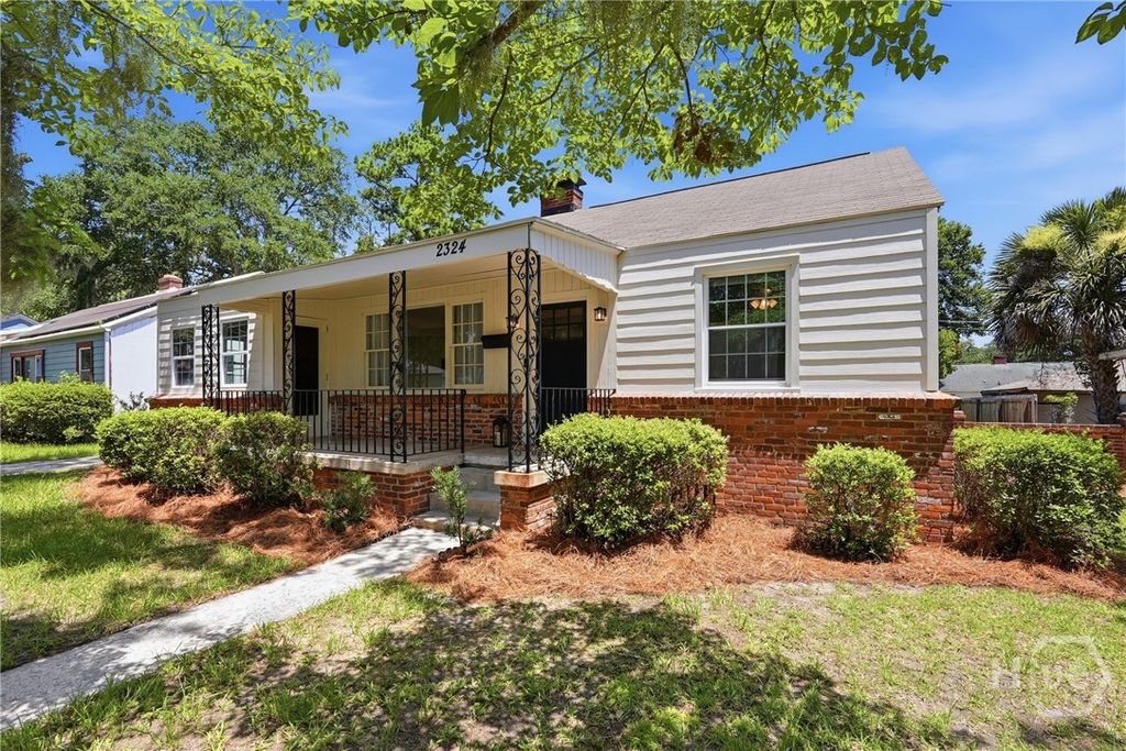 Image 1 of property listing at 2324 E 40th Street, Savannah, GA 31404