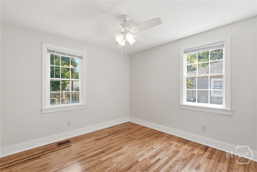 Image 19 of property listing at 2324 E 40th Street, Savannah, GA 31404