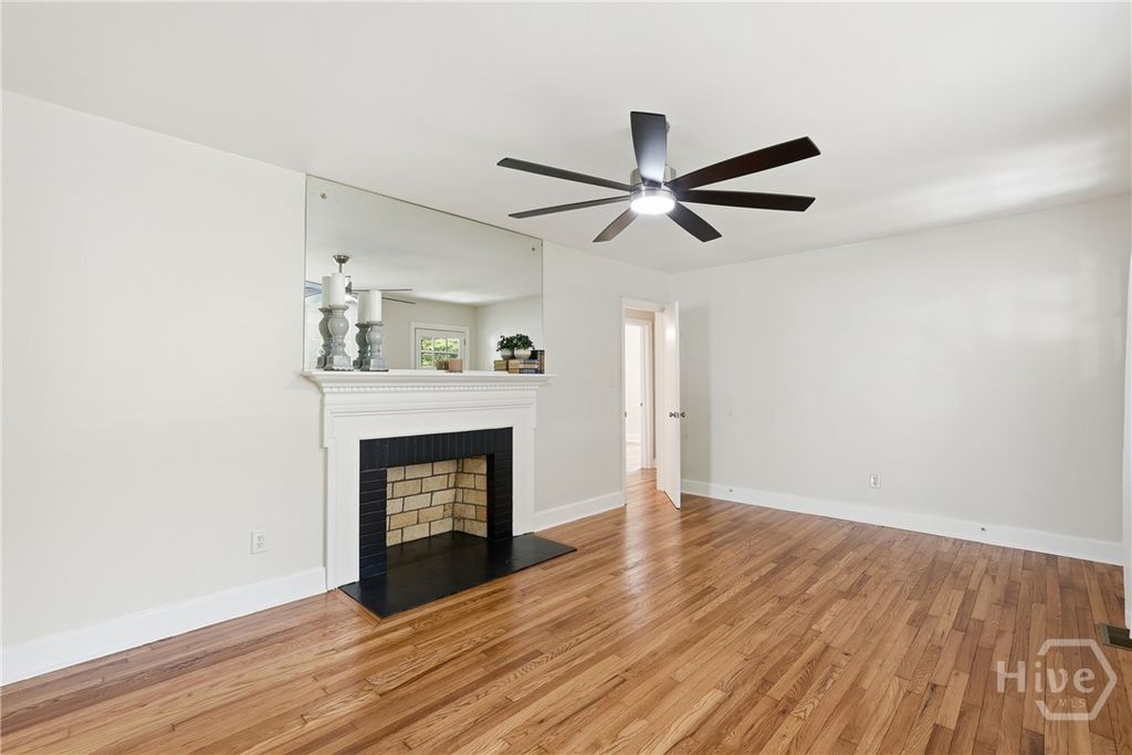 Image 9 of property listing at 2324 E 40th Street, Savannah, GA 31404