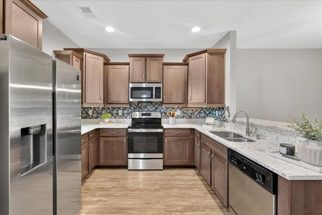 259 Swallowtail Lane, Goose Creek, SC 29445
