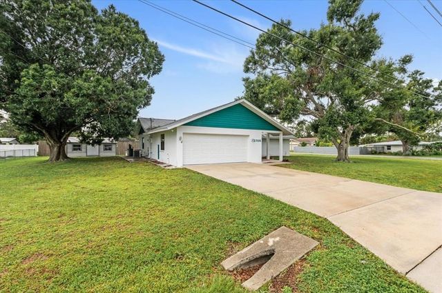 2708 WILKINSON ROAD, Sarasota, FL 34231