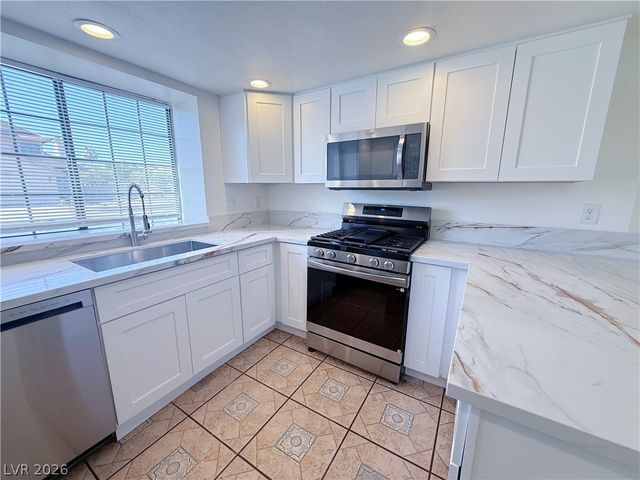 6544 Hartwood Road, Las Vegas, NV 89108