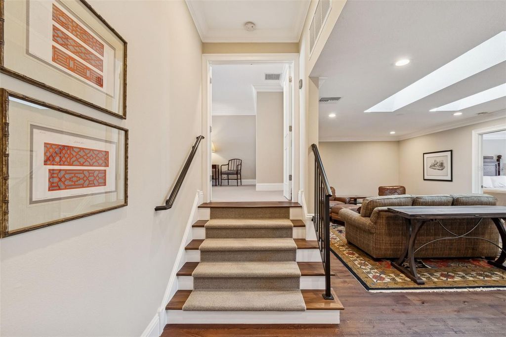 Image 18 of property listing at 4951 BAYSHORE BOULEVARD 4951A, Tampa, FL 33611