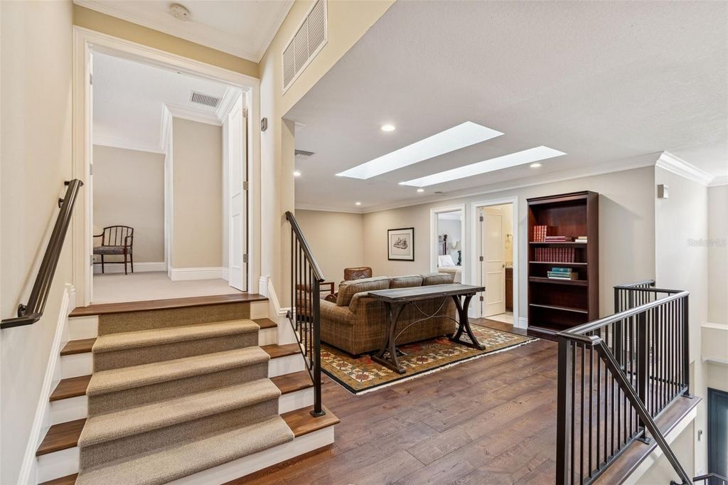 Image 32 of property listing at 4951 BAYSHORE BOULEVARD 4951A, Tampa, FL 33611