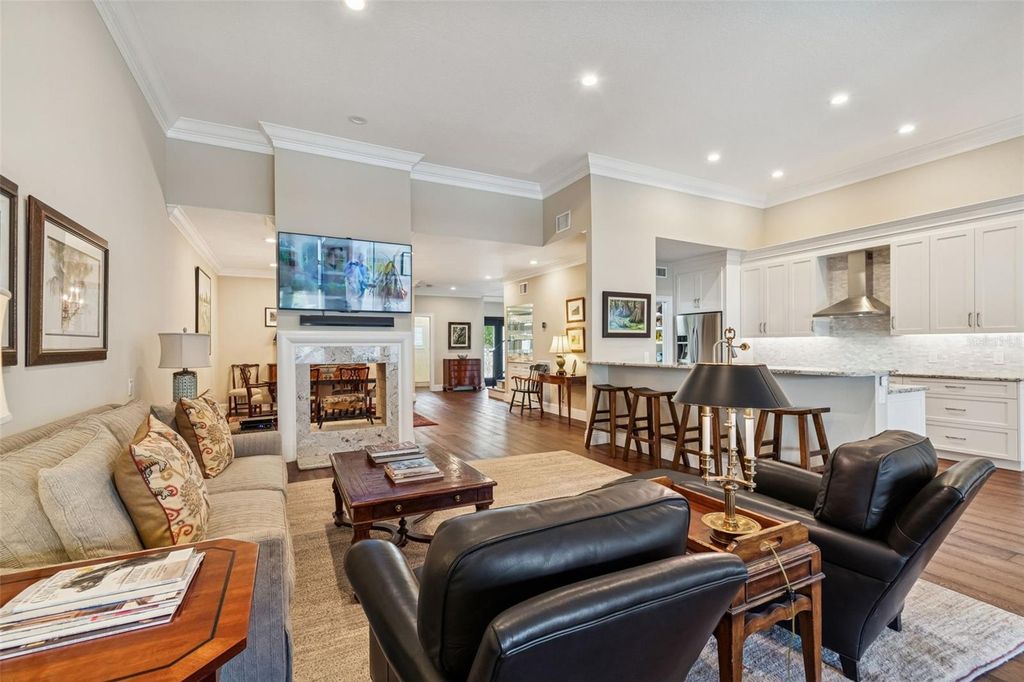 Image 8 of property listing at 4951 BAYSHORE BOULEVARD 4951A, Tampa, FL 33611