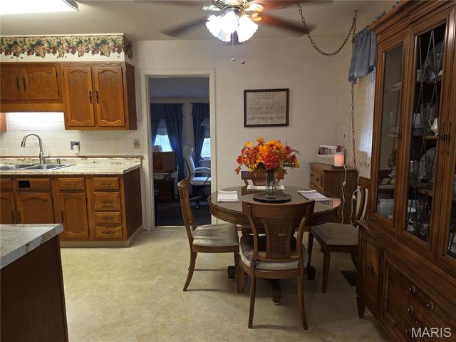 18 Jennine Drive, Belleville, IL 62226