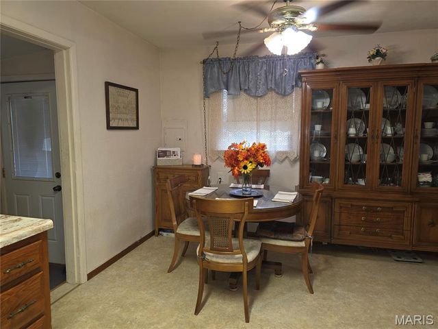 18 Jennine Drive, Belleville, IL 62226