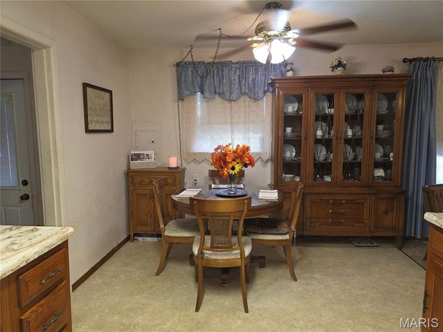 18 Jennine Drive, Belleville, IL 62226