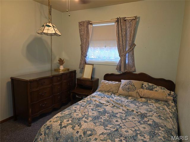 18 Jennine Drive, Belleville, IL 62226