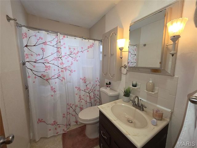 18 Jennine Drive, Belleville, IL 62226