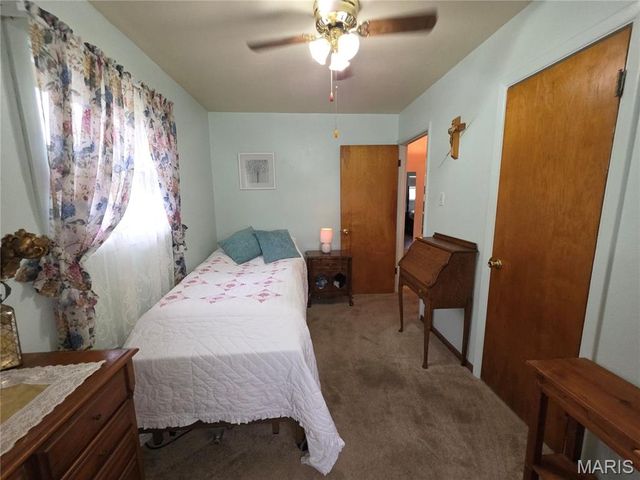 18 Jennine Drive, Belleville, IL 62226