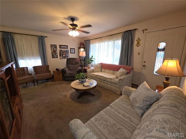 18 Jennine Drive, Belleville, IL 62226