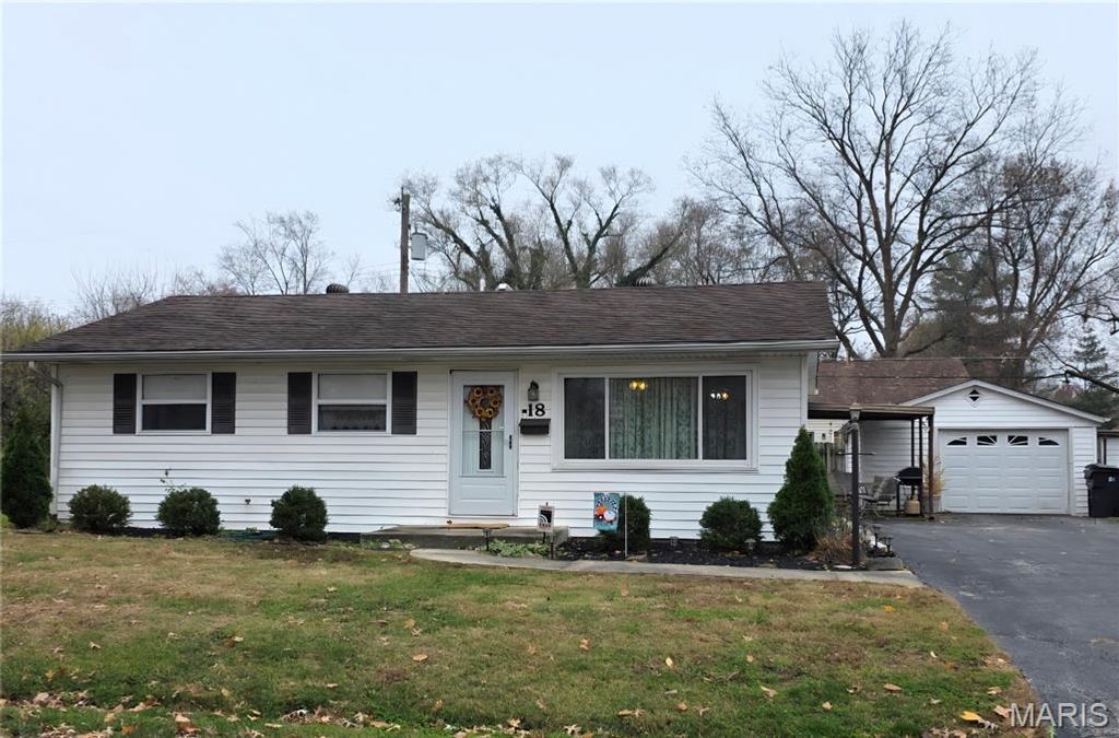 18 Jennine Drive, Belleville, IL 62226