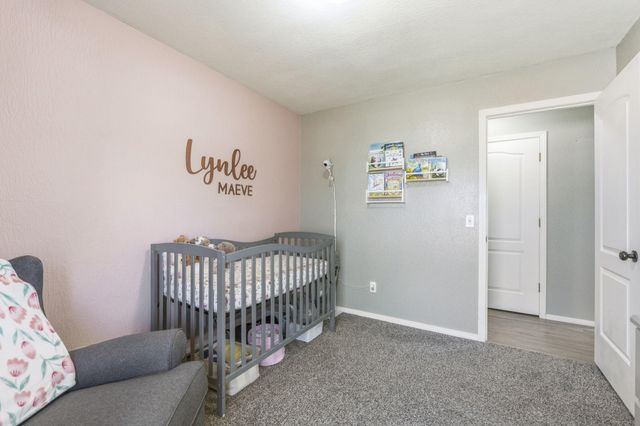 802 E Dyann Drive, Nixa, MO 65714