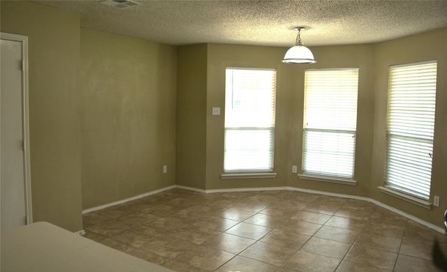 9809 Carter Drive, Mckinney, TX 75072