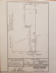 81 Pearl St, Bridgewater Twp., NJ 08807