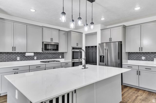 674 S MEADE ST, Mapleton, UT 84664