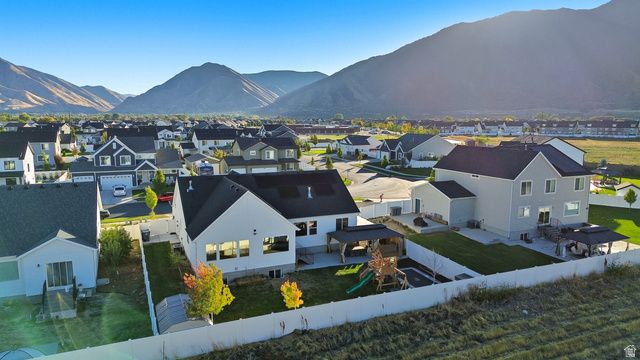 674 S MEADE ST, Mapleton, UT 84664