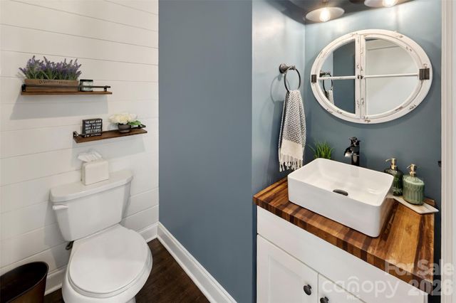 522 N Oak Drive, Huntersville, NC 28078