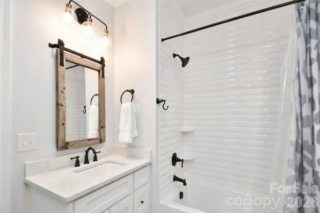 522 N Oak Drive, Huntersville, NC 28078