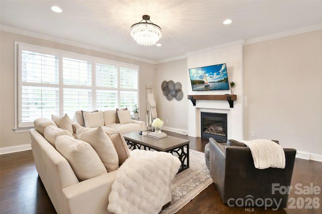 522 N Oak Drive, Huntersville, NC 28078