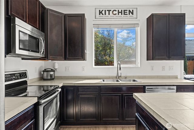 1638 178th Street Ct E, Spanaway, WA 98387