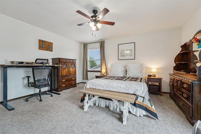 11741 Oakdale Street, Yukon, OK 73099