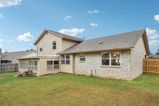 11741 Oakdale Street, Yukon, OK 73099