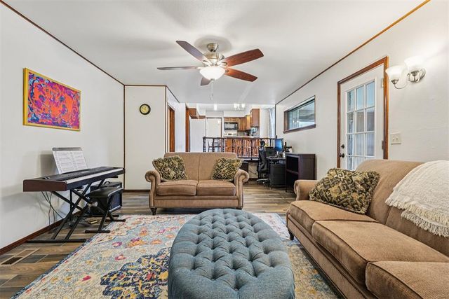 11741 Oakdale Street, Yukon, OK 73099