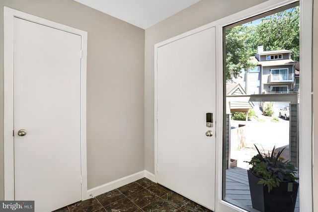 1953 LAKEPORT WAY, Reston, VA 20191