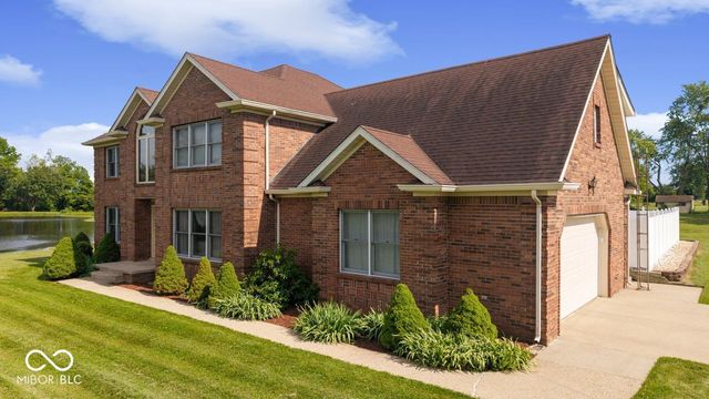 3877 Meadowbrook Drive, Seymour, IN 47274