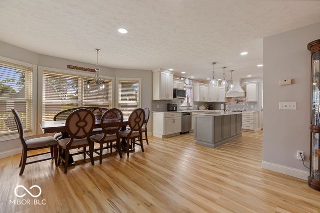 3877 Meadowbrook Drive, Seymour, IN 47274