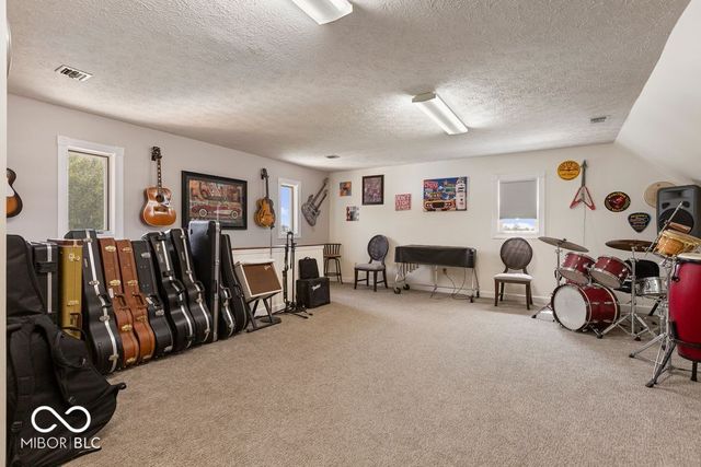 3877 Meadowbrook Drive, Seymour, IN 47274