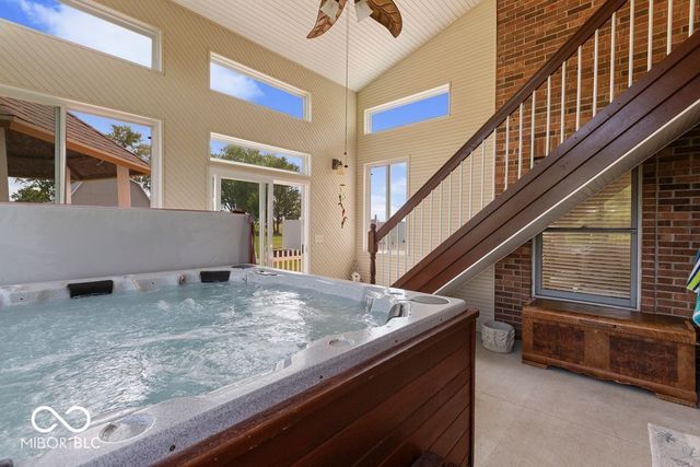 3877 Meadowbrook Drive, Seymour, IN 47274