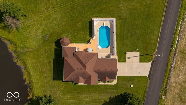 3877 Meadowbrook Drive, Seymour, IN 47274