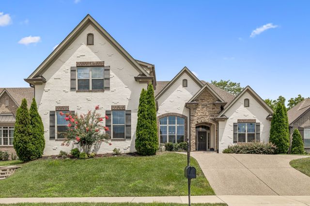 414 W Archer Way, Hendersonville, TN 37075