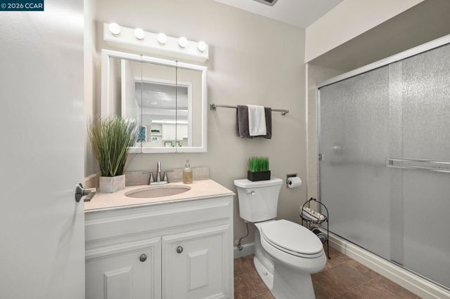 1225 Singingwood Ct 1, Walnut Creek, CA 94595