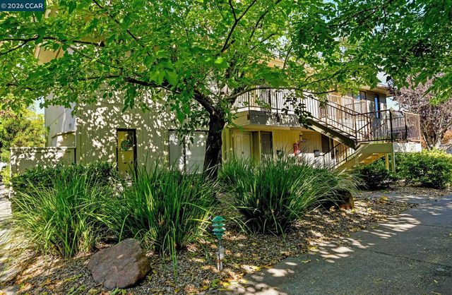 1225 Singingwood Ct 1, Walnut Creek, CA 94595