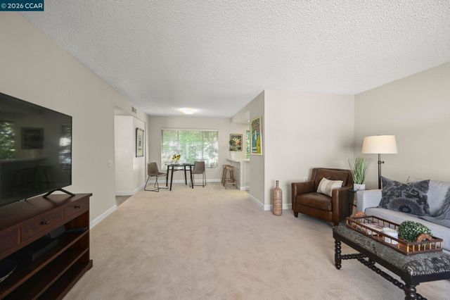 1225 Singingwood Ct 1, Walnut Creek, CA 94595