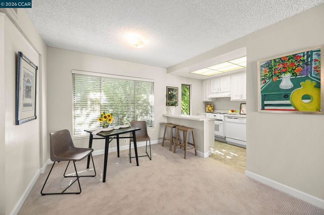 1225 Singingwood Ct 1, Walnut Creek, CA 94595