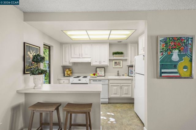 1225 Singingwood Ct 1, Walnut Creek, CA 94595