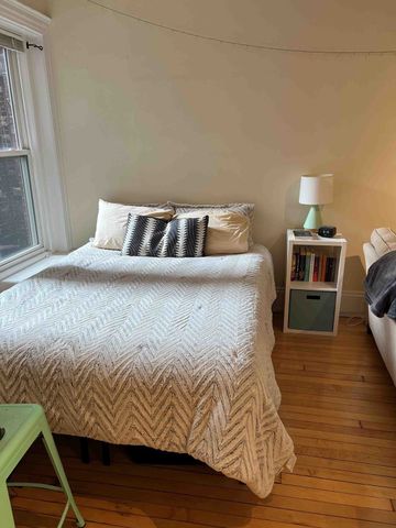 465 Park Drive 4, Boston, MA 02215