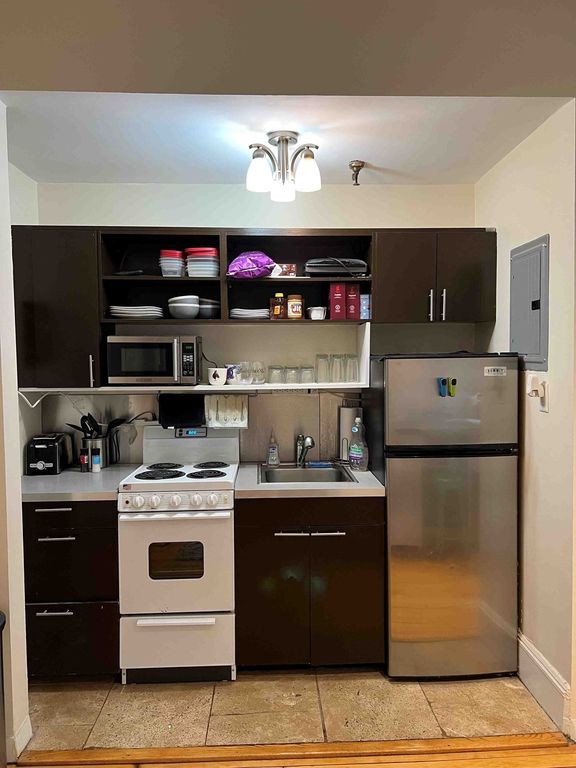465 Park Drive 4, Boston, MA 02215