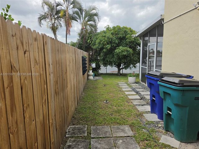 6178 Buena Vista Dr 6178, Margate, FL 33063