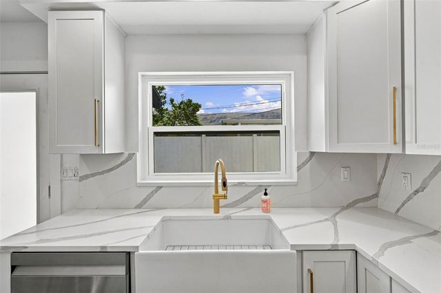 804 BRUCE AVENUE, Clearwater, FL 33767