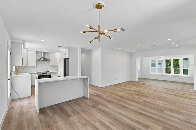 804 BRUCE AVENUE, Clearwater, FL 33767