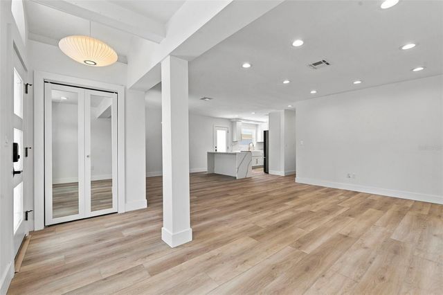 804 BRUCE AVENUE, Clearwater, FL 33767