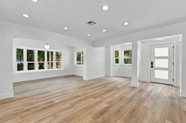 804 BRUCE AVENUE, Clearwater, FL 33767